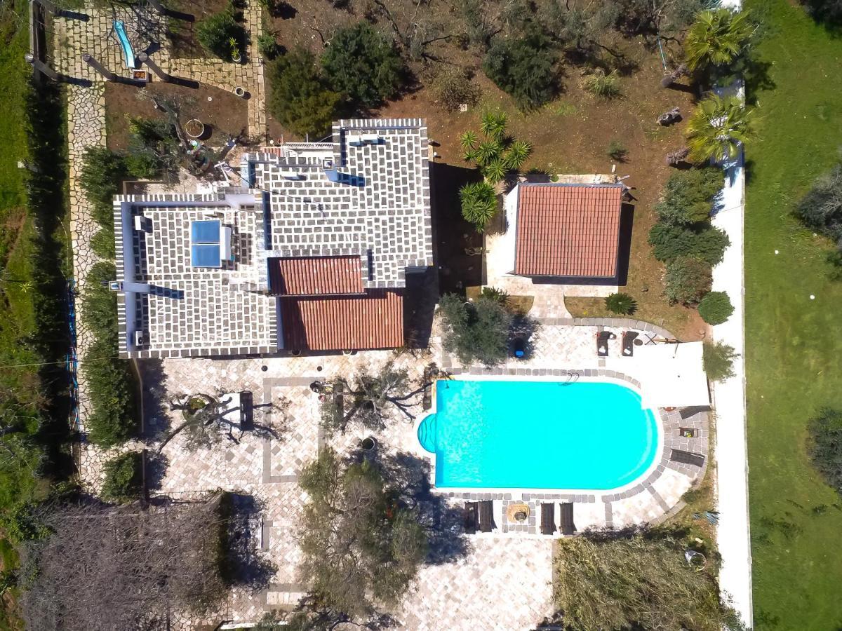 サンタ・カテリーナ Dimora La Cucchiara - Pool - Garden - Parking In Porto Selvaggioヴィラ エクステリア 写真